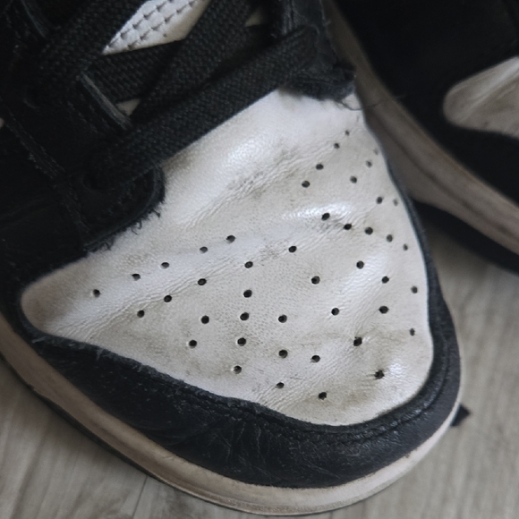 Nike Dunk Low Shoes - Picture 3 of 6